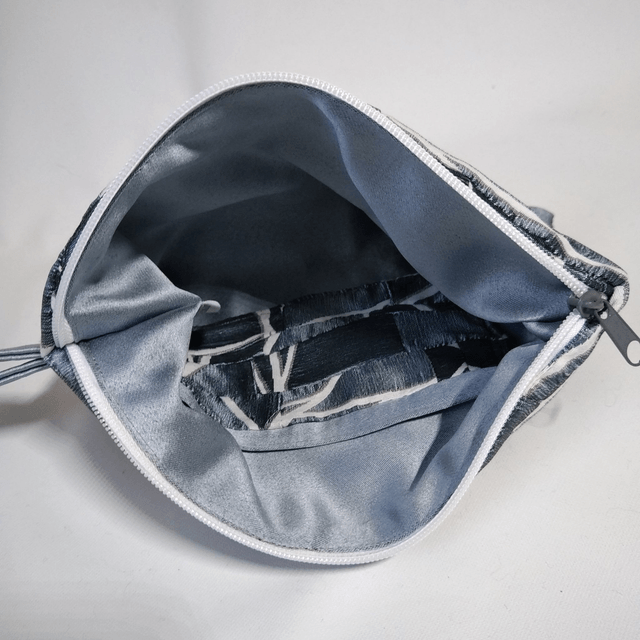 Pochette artisanale